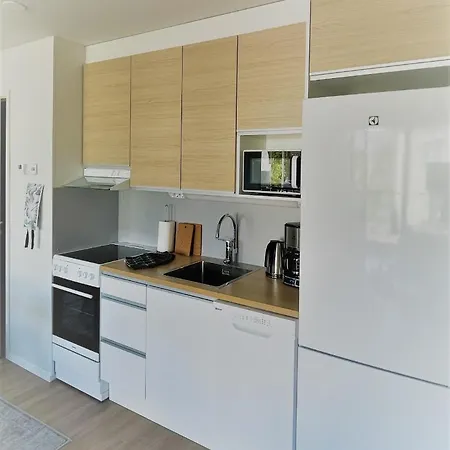 In The Heart Of Katariina, Near Center! Κότκα